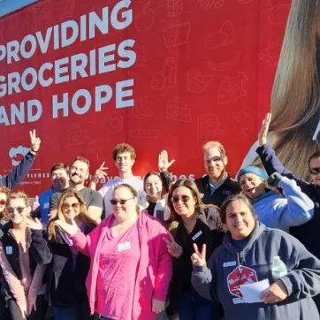 Charlotte Y Anti Hunger Heroes pohto