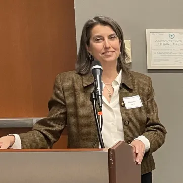 picture of Liz Lord presenting at conference